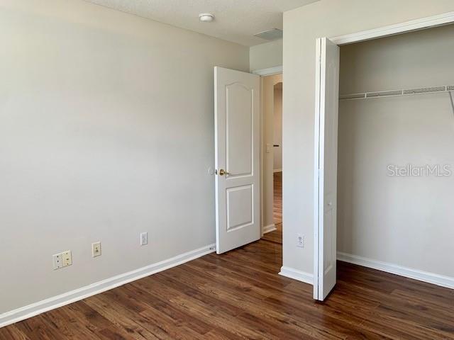 Image 12 of 35 For 15438 Markham Drive