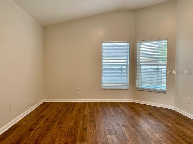 Image 21 of 35 For 15438 Markham Drive