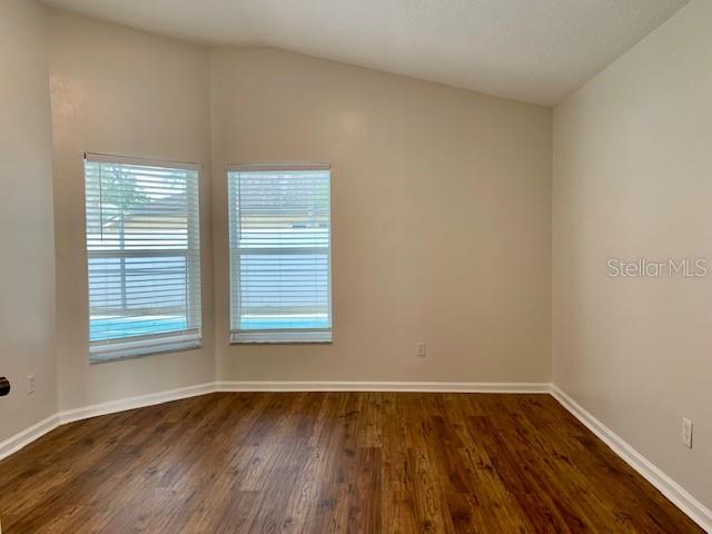 Image 29 of 35 For 15438 Markham Drive
