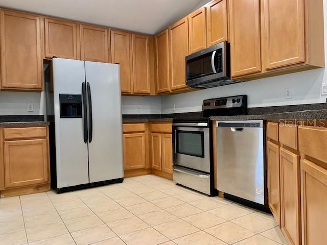 Image 3 of 35 For 15438 Markham Drive
