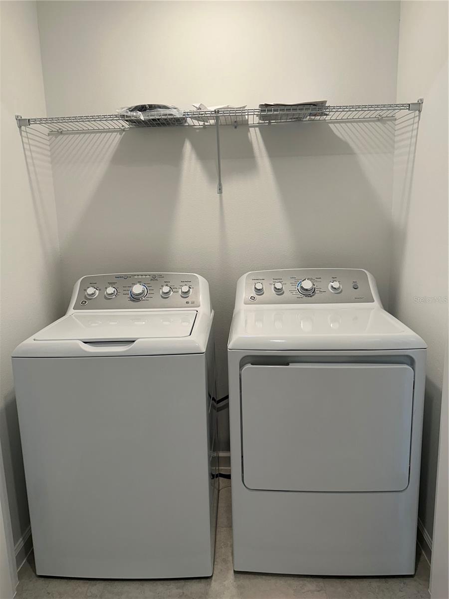 Image 7 of 11 For 374 Cadberry Place