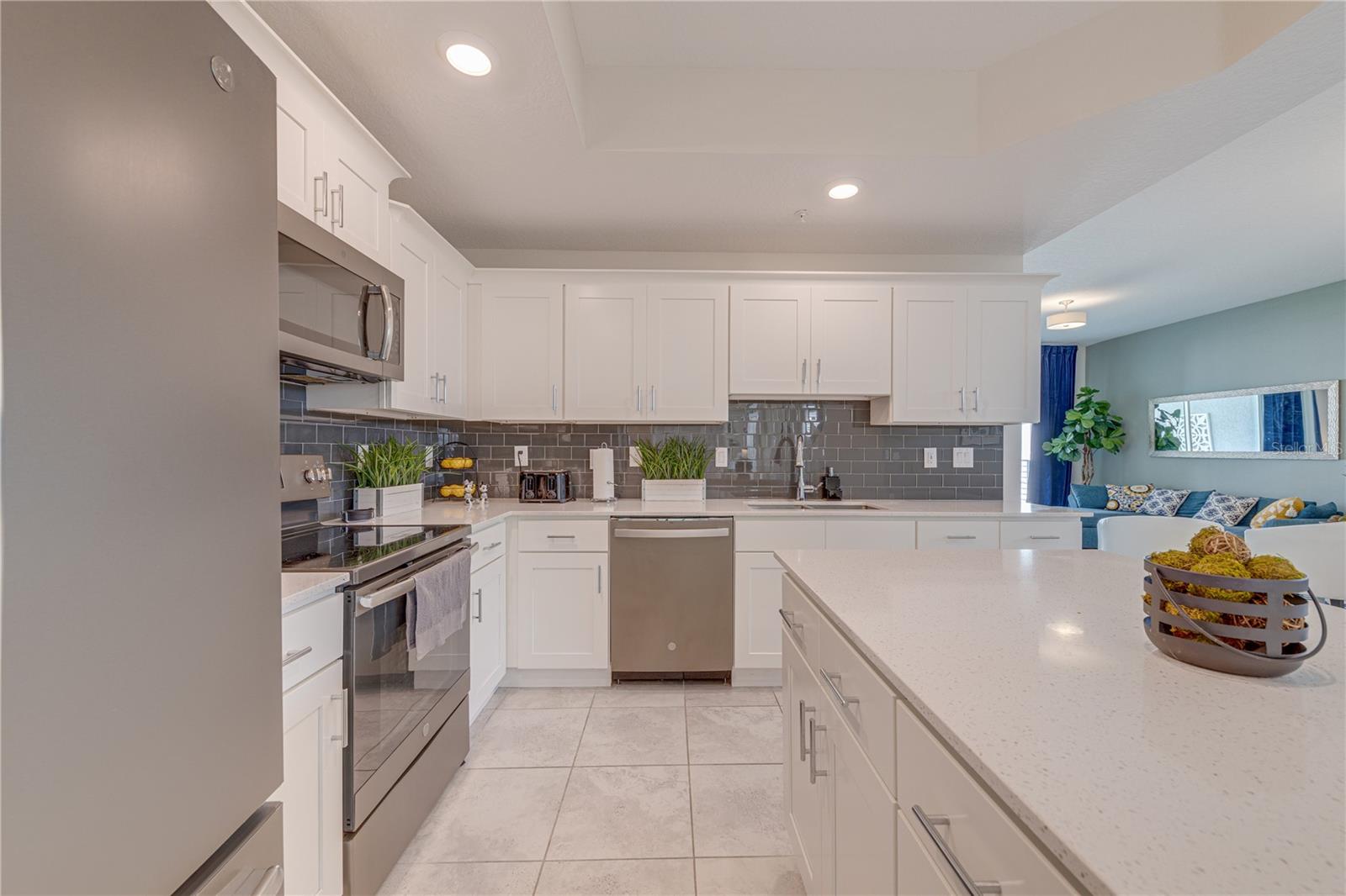 Image 13 of 58 For 3120 Paradox Circle 308