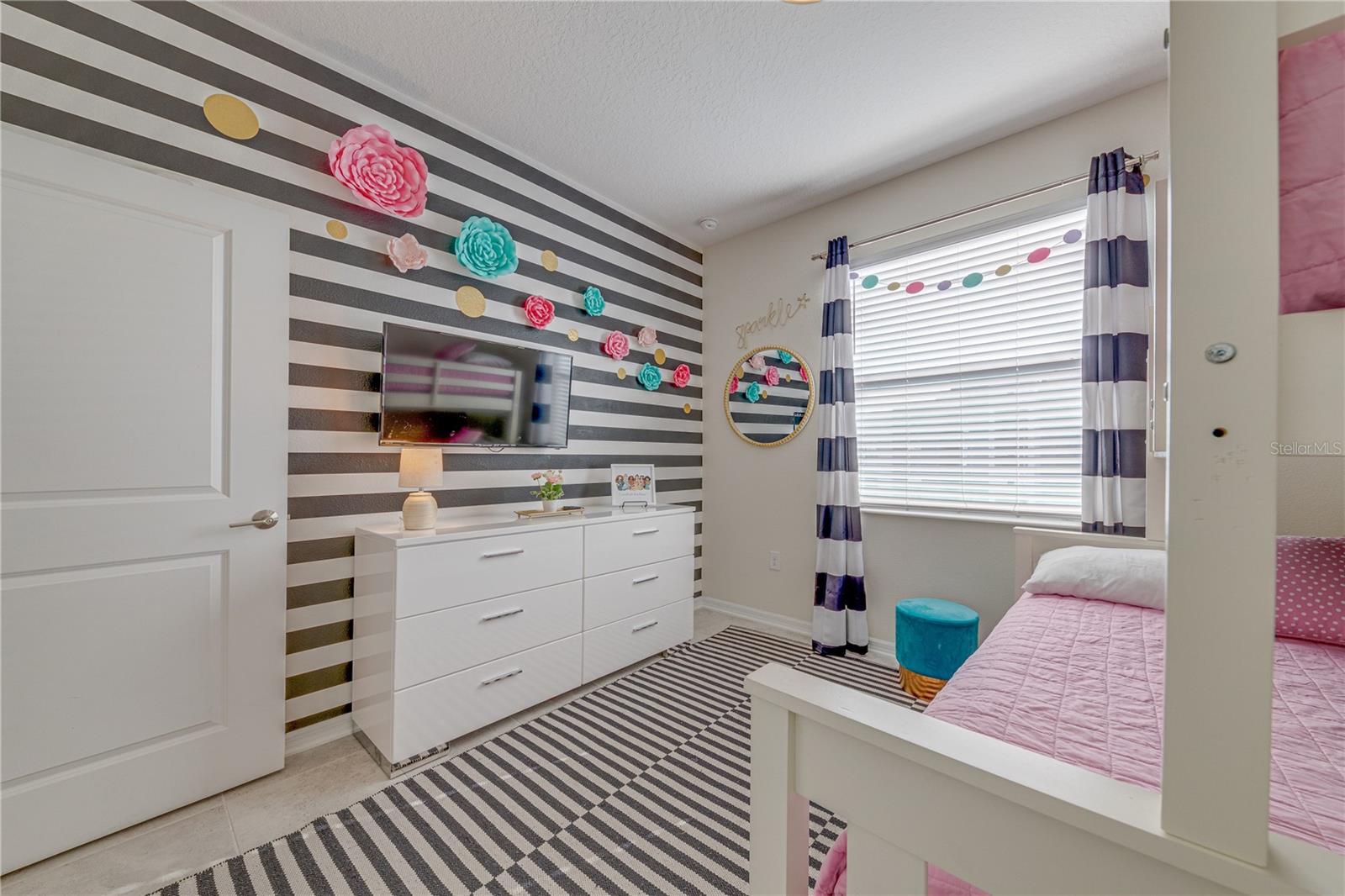 Image 31 of 58 For 3120 Paradox Circle 308