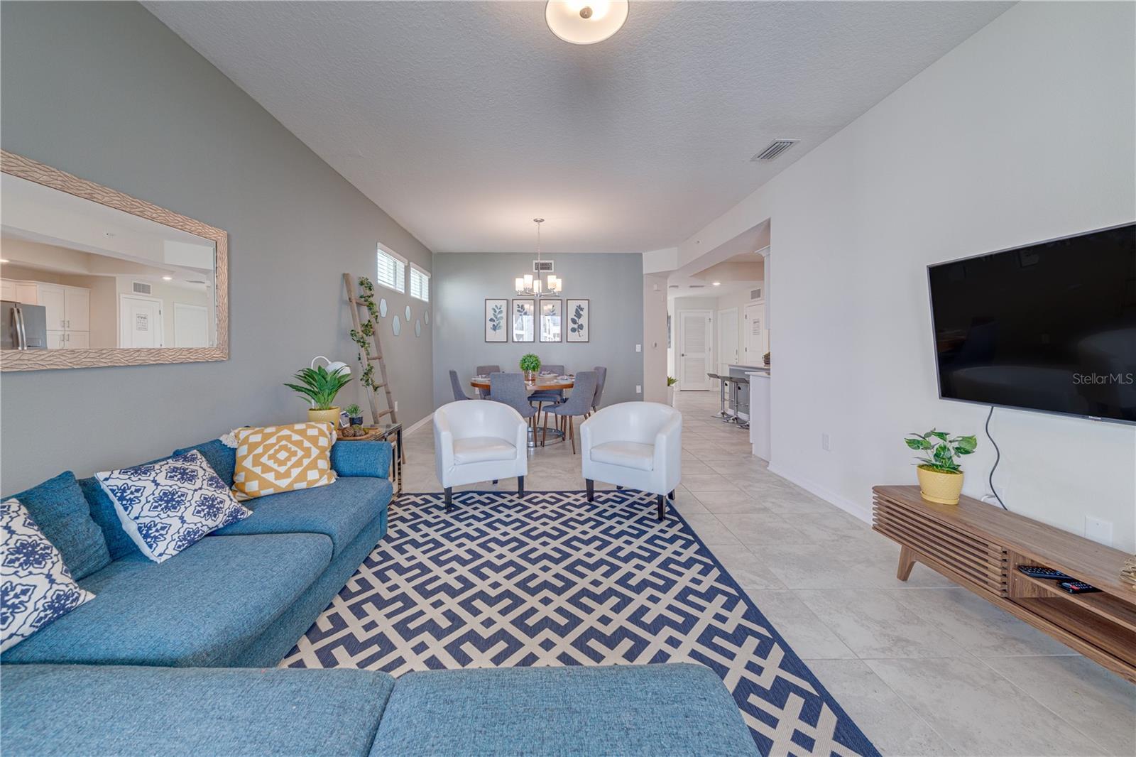 Image 6 of 58 For 3120 Paradox Circle 308