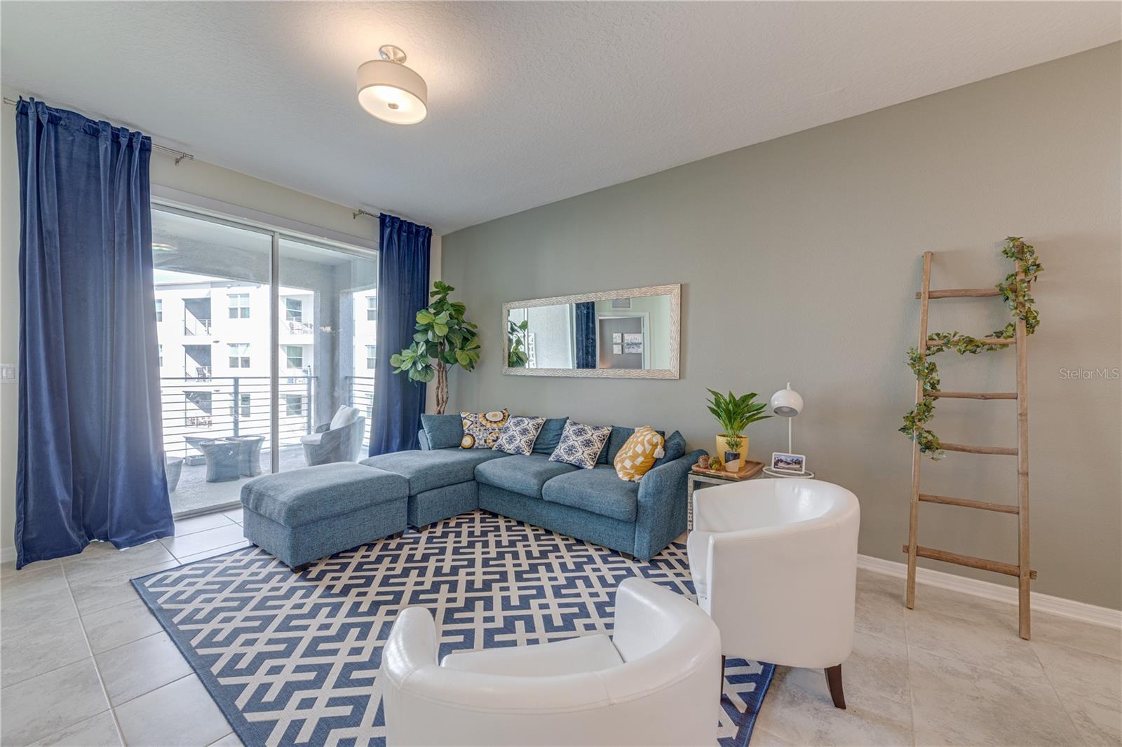 Image 7 of 58 For 3120 Paradox Circle 308