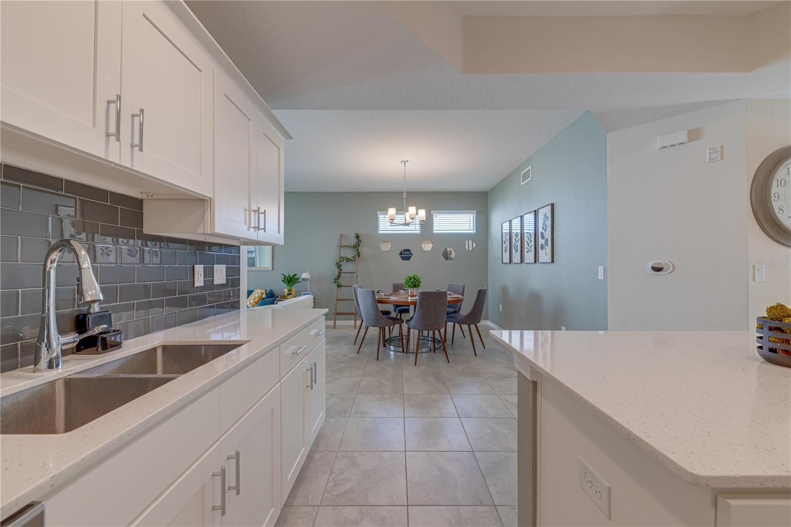 Image 9 of 58 For 3120 Paradox Circle 308