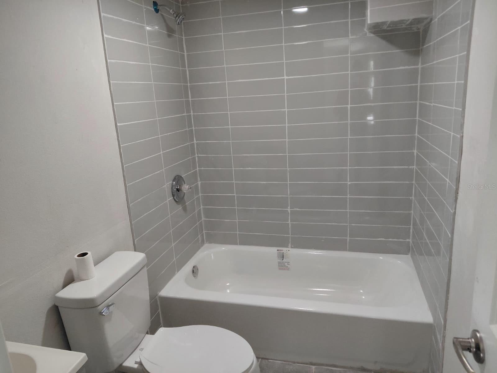 Image 21 of 25 For 17405 38th Lane Road