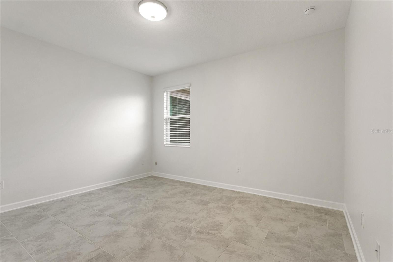 Image 20 of 69 For 484 Brunswick Drive