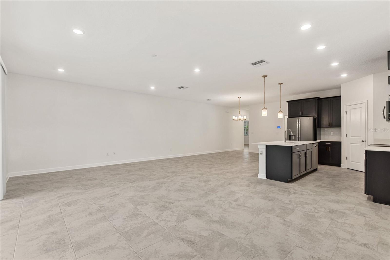 Image 8 of 69 For 484 Brunswick Drive