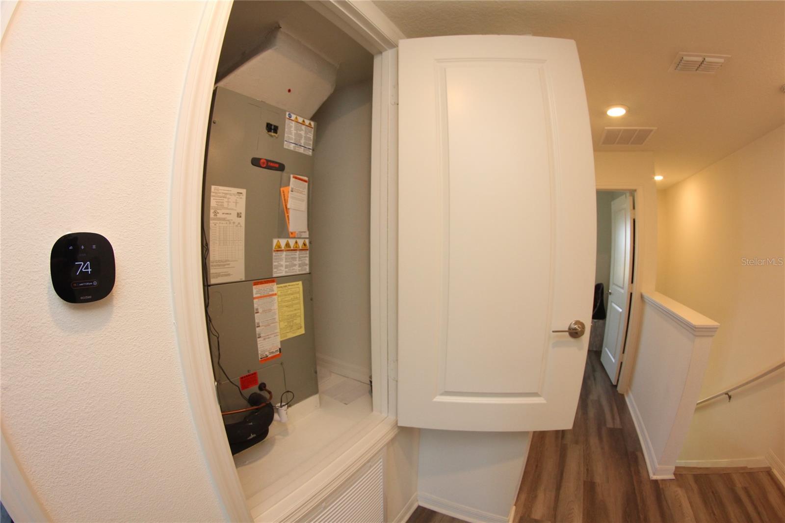 Image 12 of 30 For 697 Stoney Point Circle