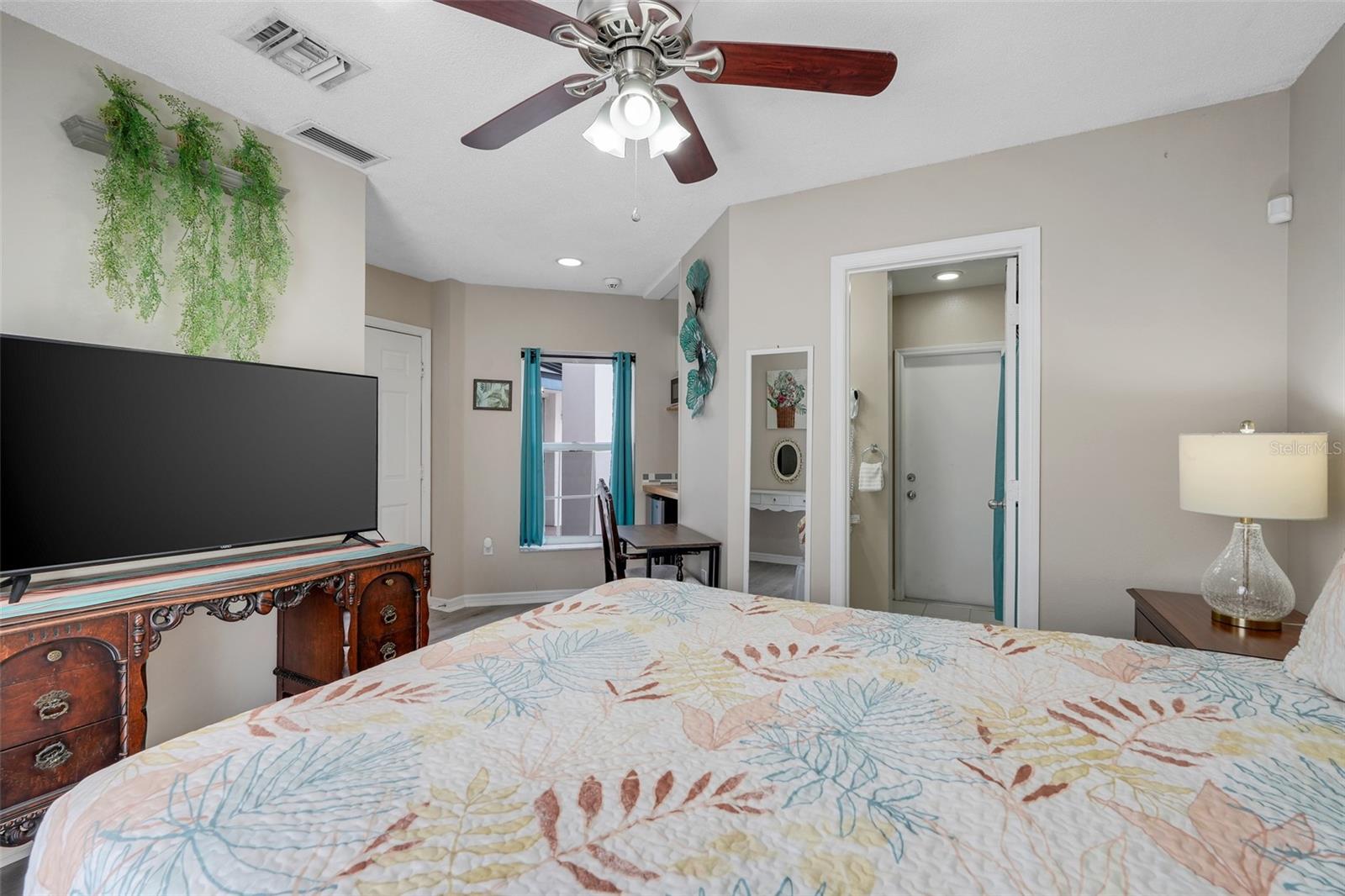 Image 27 of 40 For 8807 Crayson Court