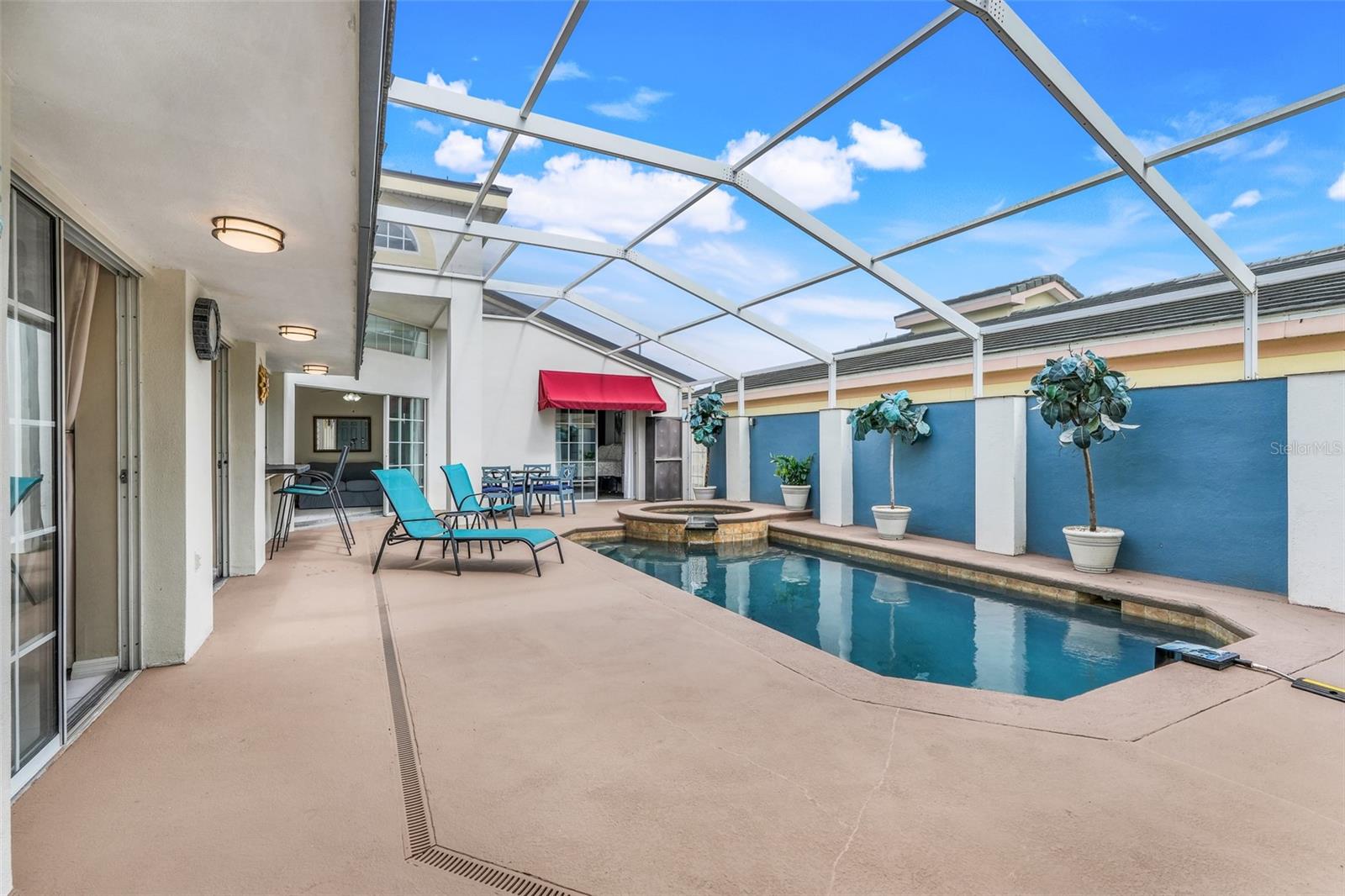 Image 4 of 40 For 8807 Crayson Court