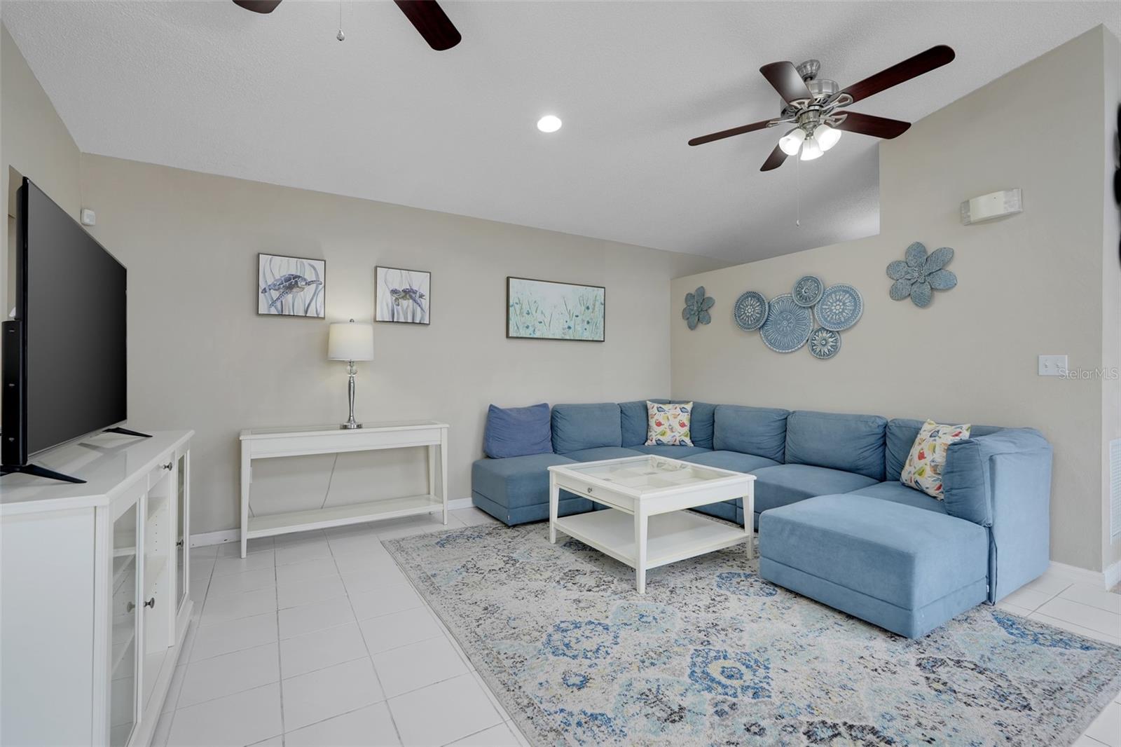 Image 9 of 40 For 8807 Crayson Court