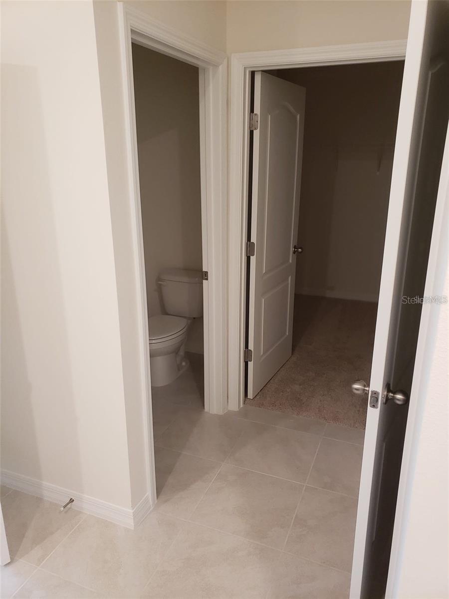 Image 3 of 9 For 237 Meadowbrook Boulevard 237