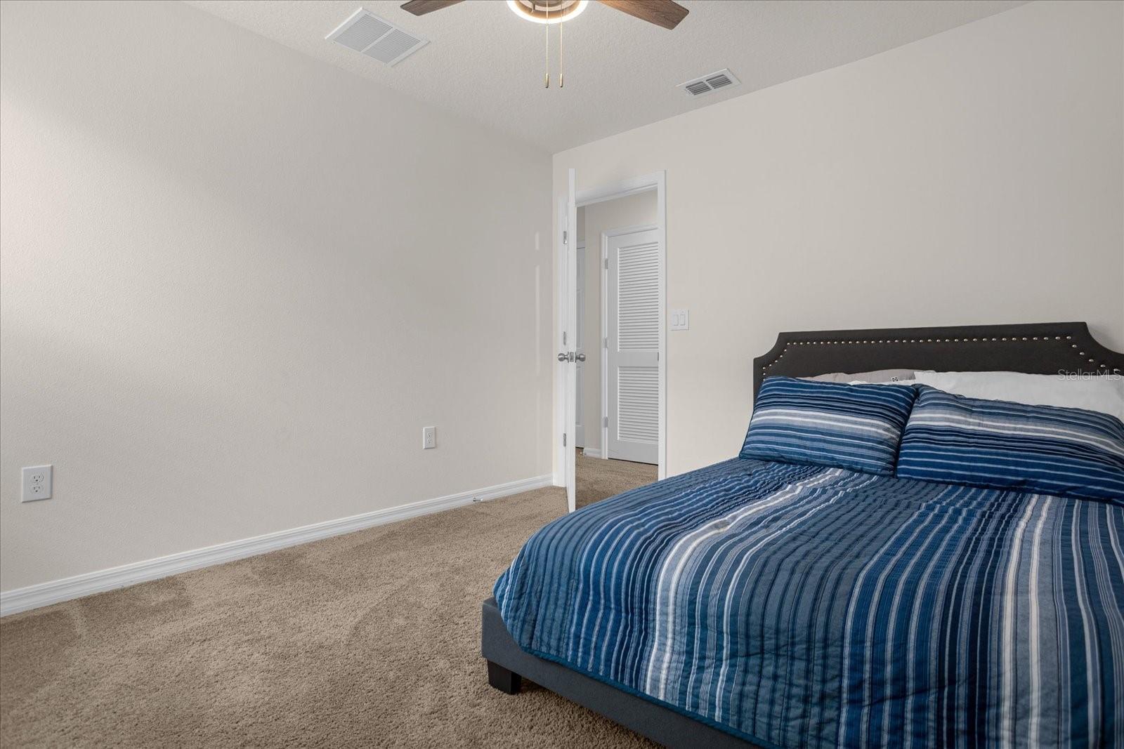 Image 26 of 40 For 2498 Empress Drive