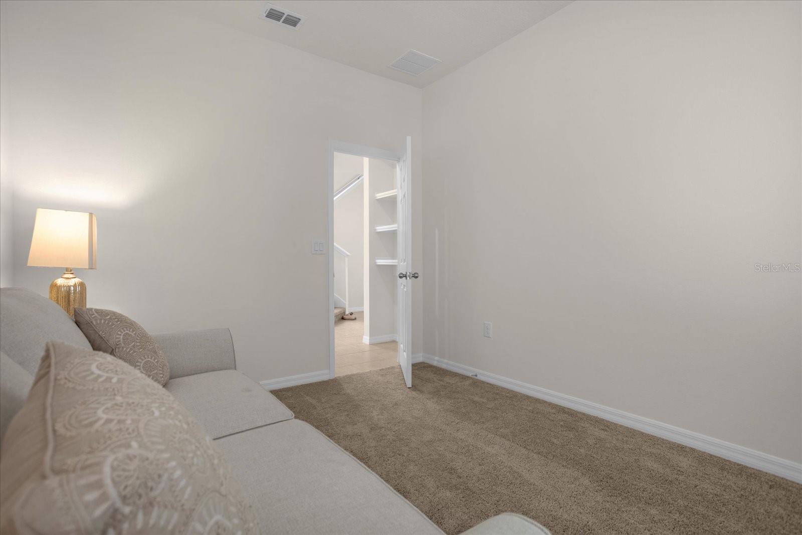 Image 7 of 40 For 2498 Empress Drive