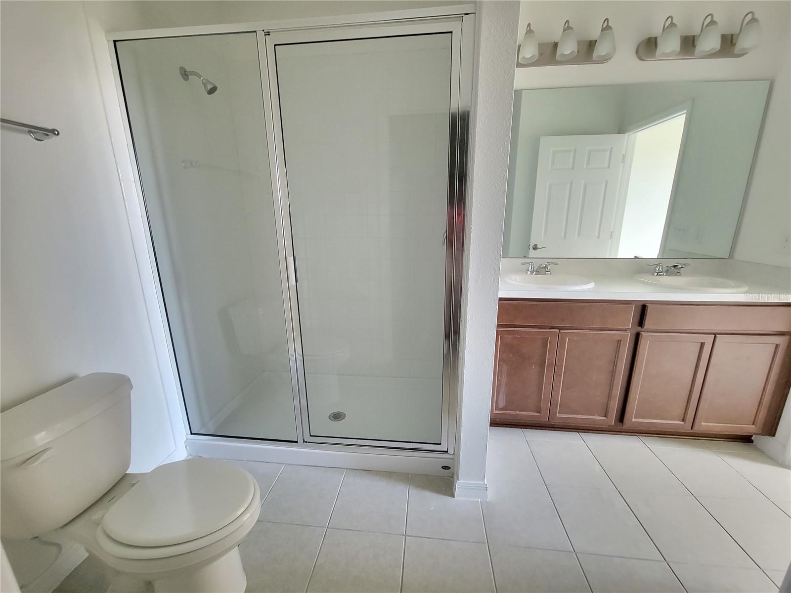 Image 11 of 17 For 1346 Normandy Drive