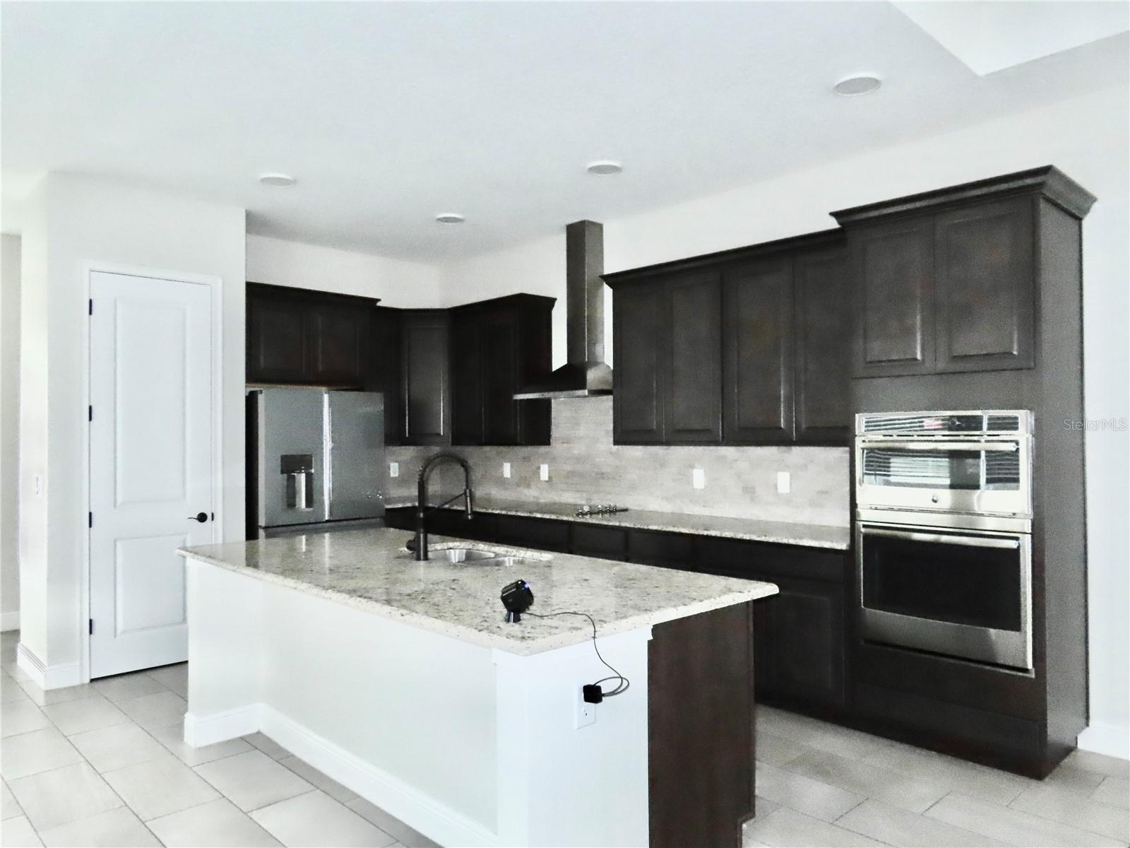 Image 10 of 52 For 13357 Beebe Aly