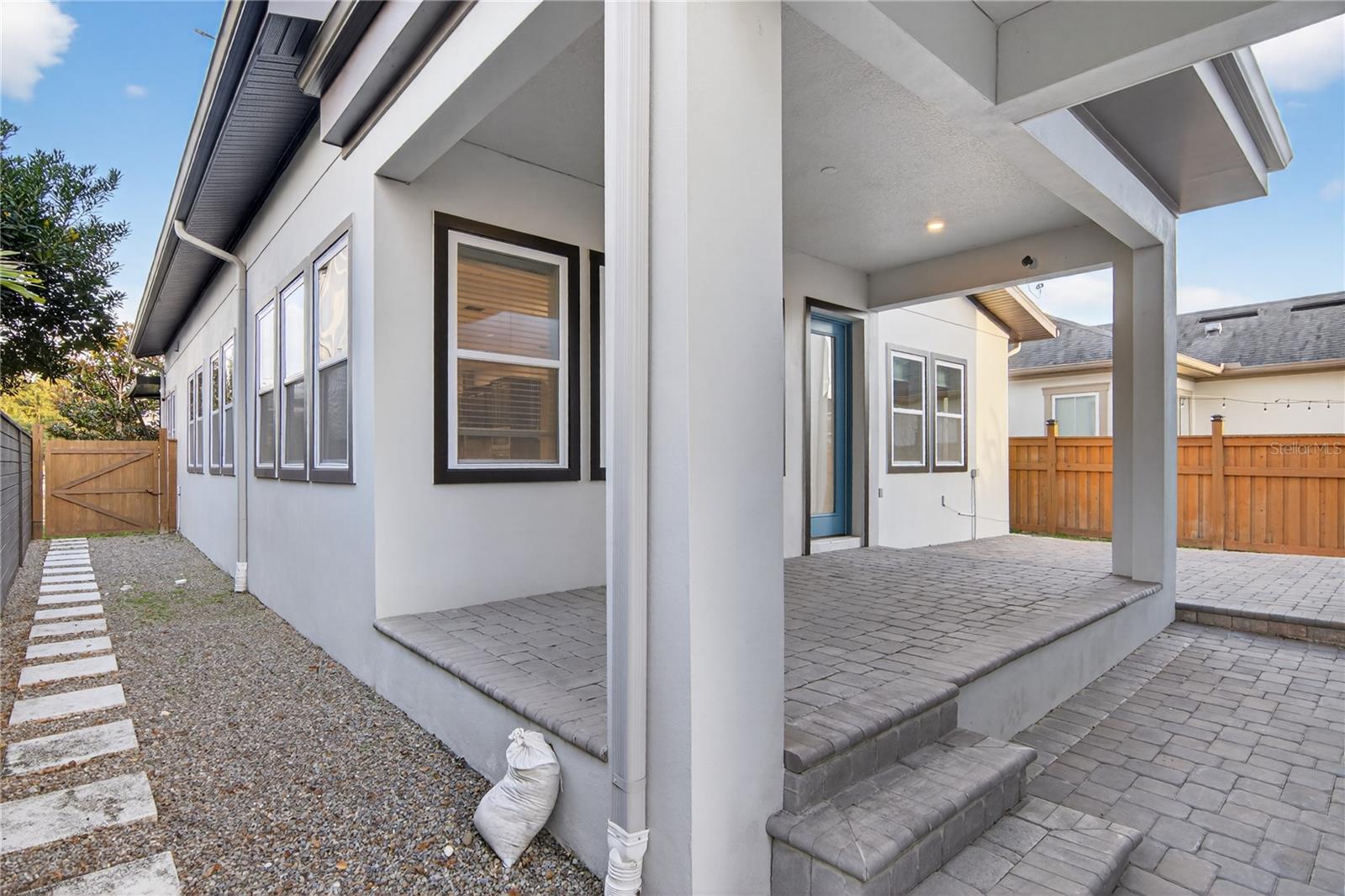 Image 25 of 52 For 13357 Beebe Aly