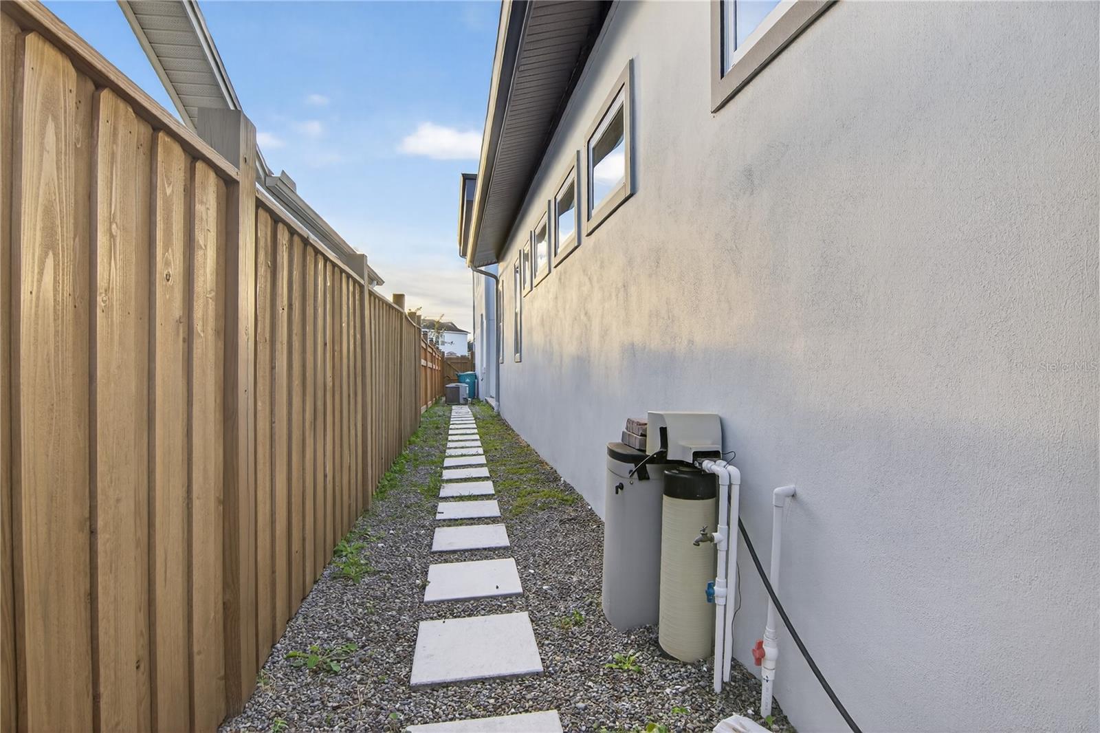 Image 30 of 52 For 13357 Beebe Aly