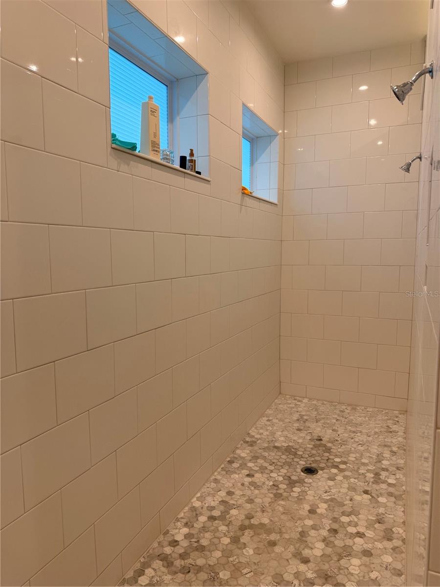 Image 21 of 28 For 6670 Bridgman Street