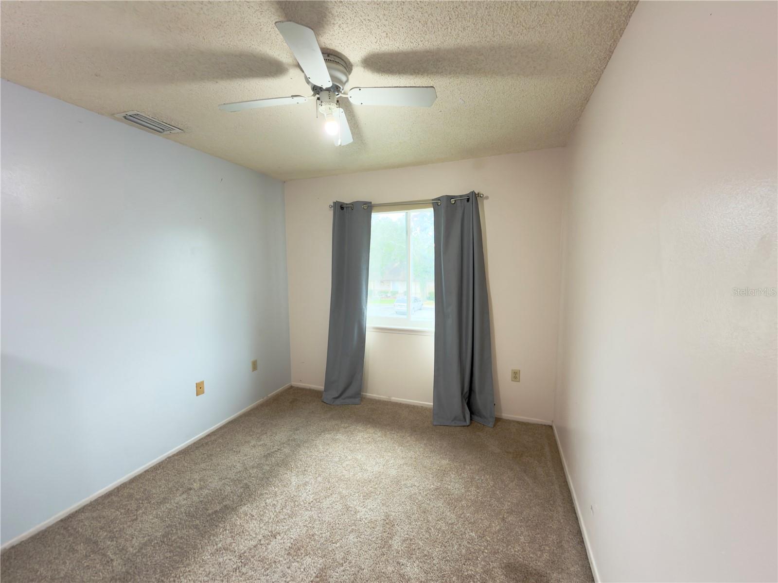 Image 17 of 21 For 1009 Westside Drive