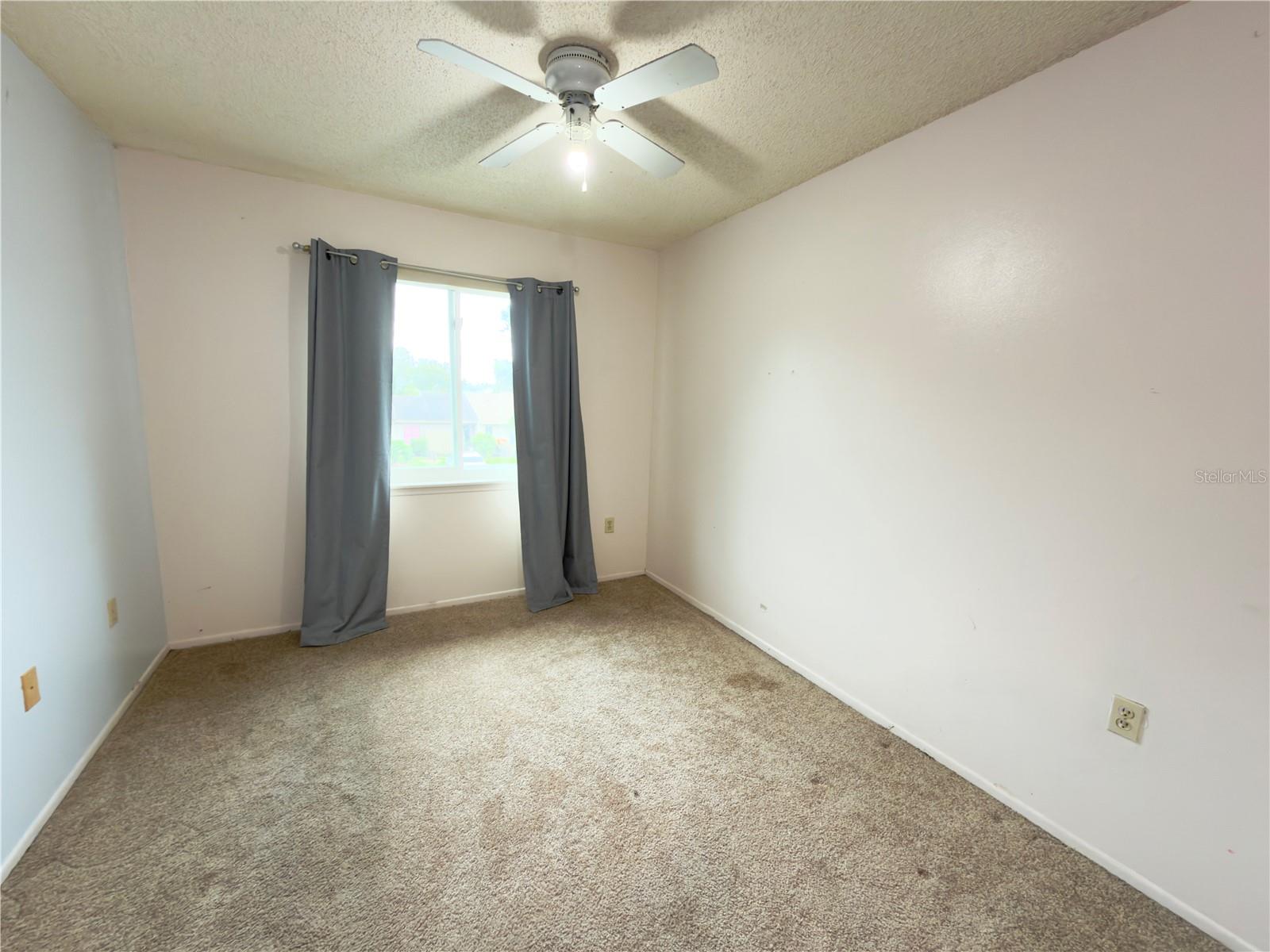 Image 18 of 21 For 1009 Westside Drive