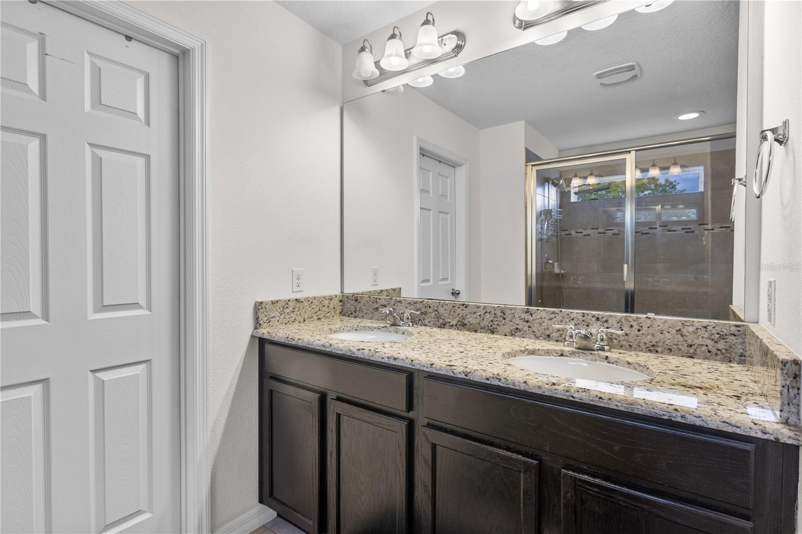 Image 18 of 36 For 2749 Monticello Way