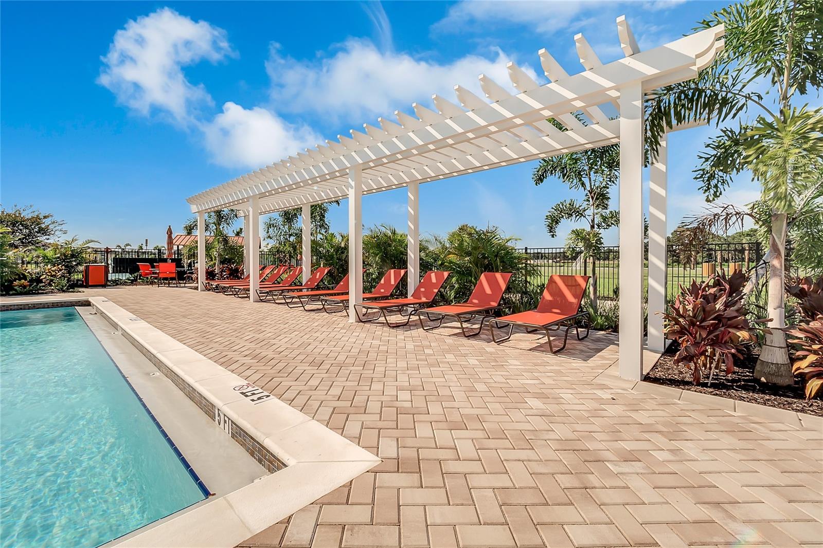 Image 43 of 48 For 1671 Rosydale Circle