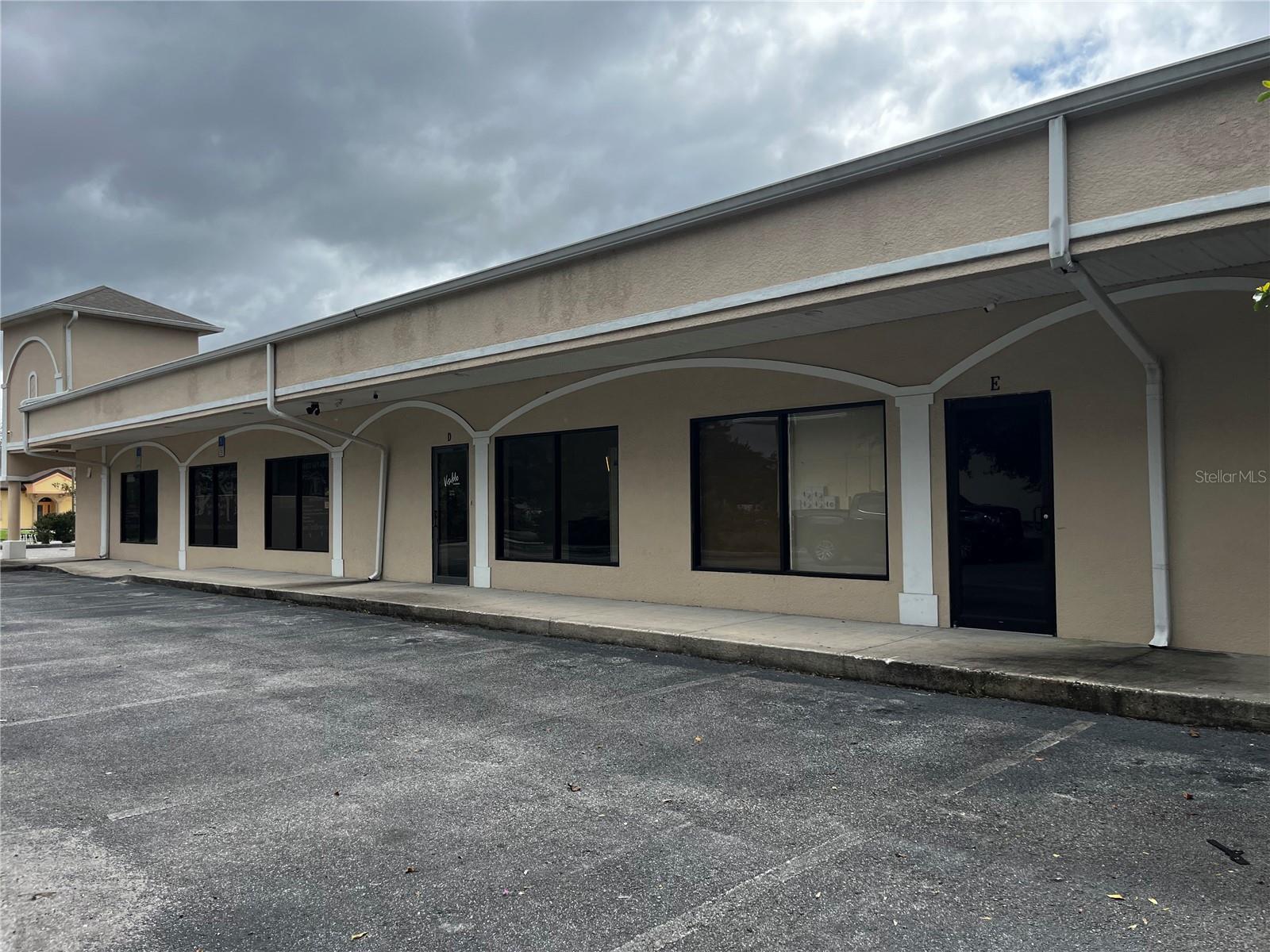 Image 2 of 8 For 1046 Plaza Drive D & E & F