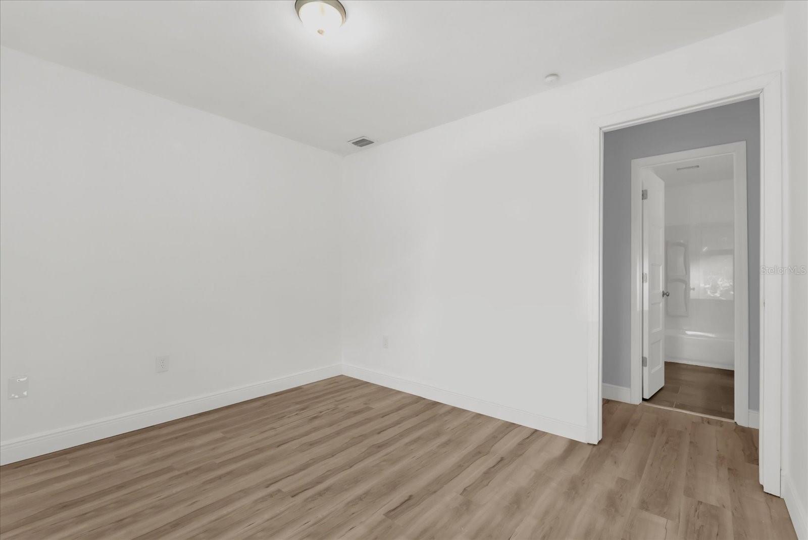 Image 16 of 25 For 3199 Tobago Court