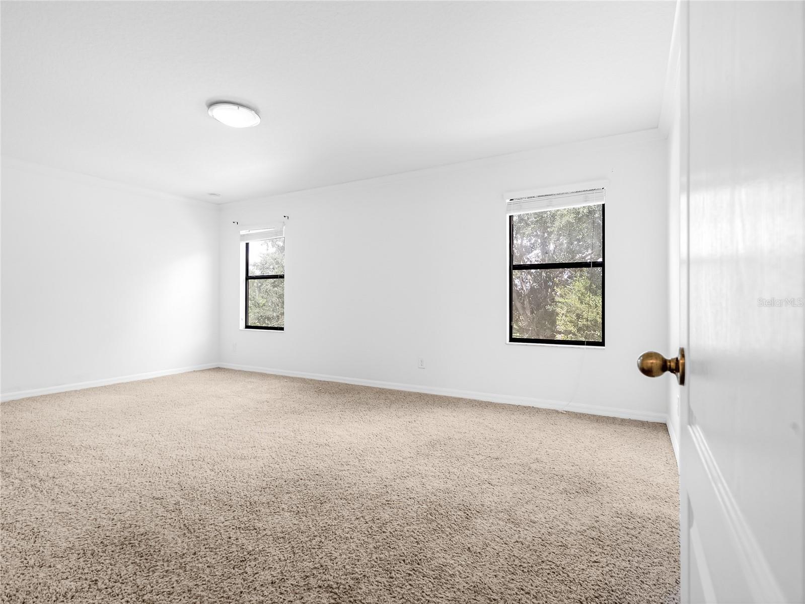 Image 17 of 25 For 1812 Leather Fern Drive
