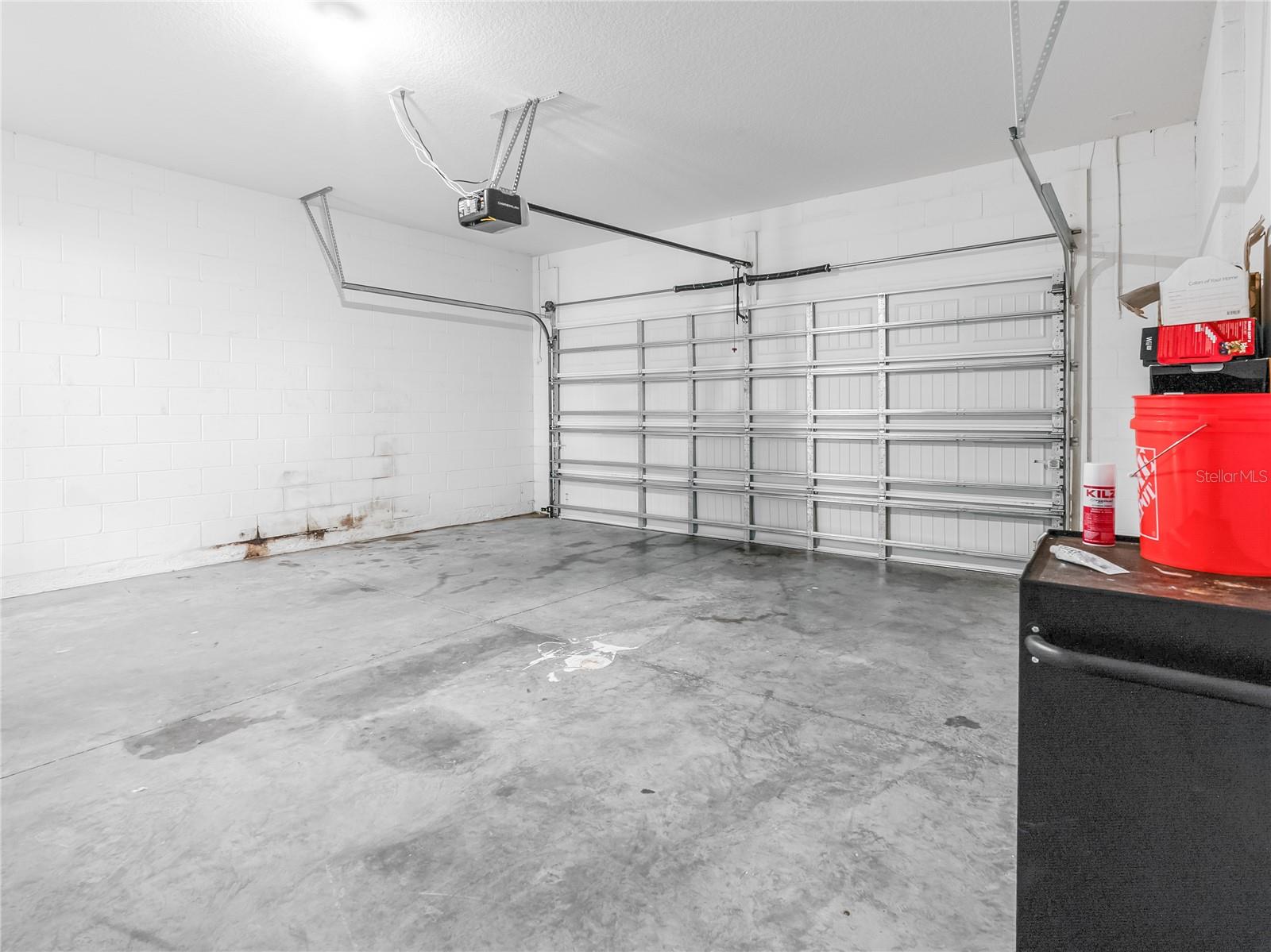 Image 21 of 25 For 1812 Leather Fern Drive