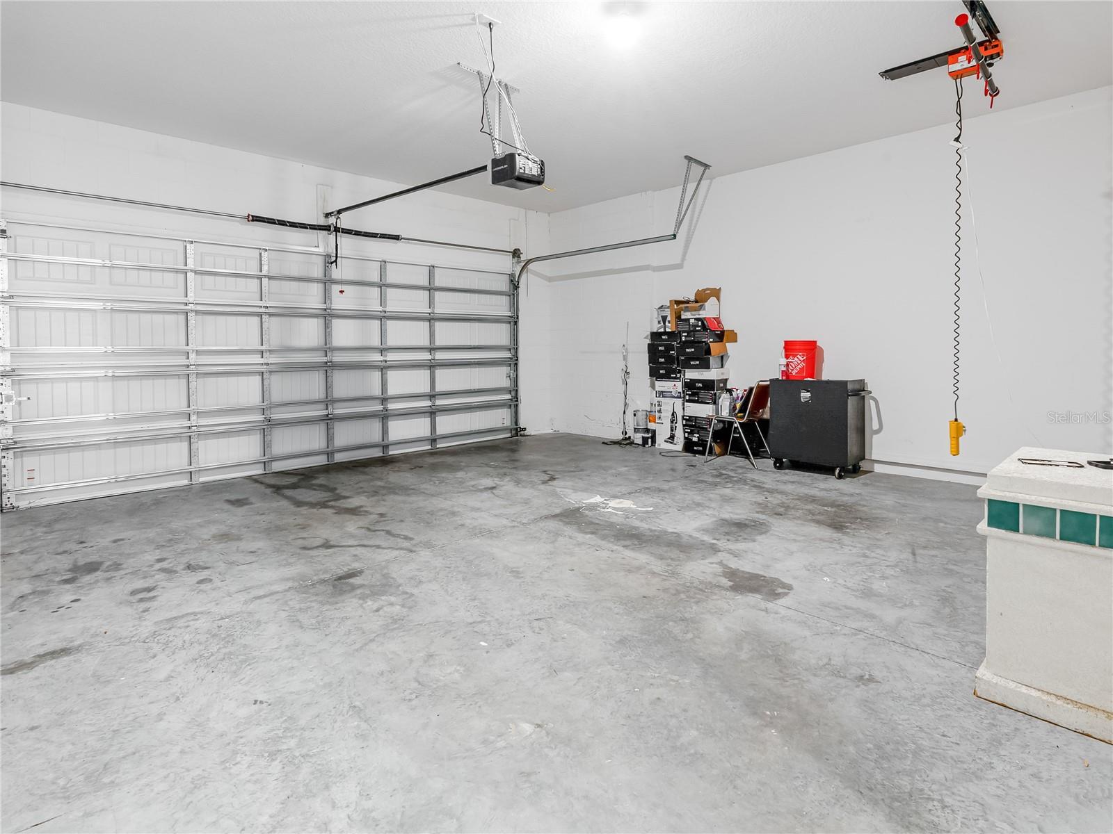 Image 22 of 25 For 1812 Leather Fern Drive