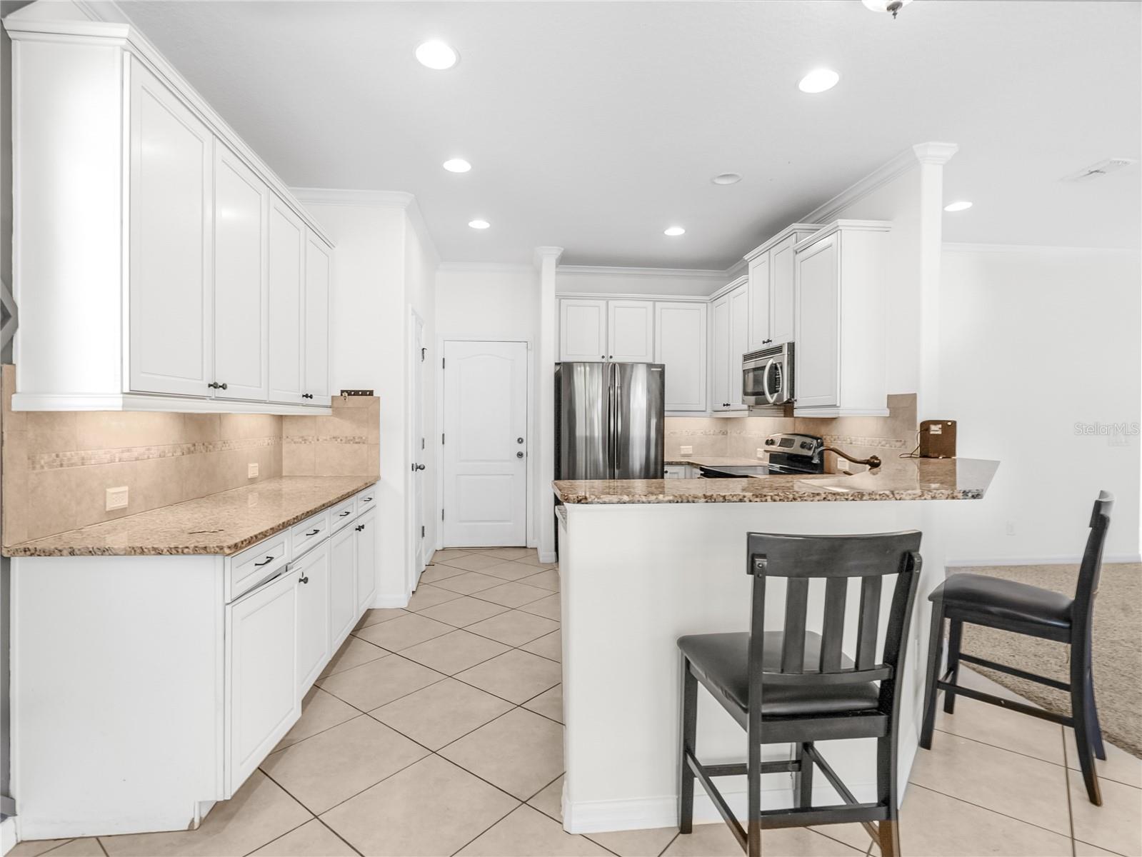 Image 7 of 25 For 1812 Leather Fern Drive