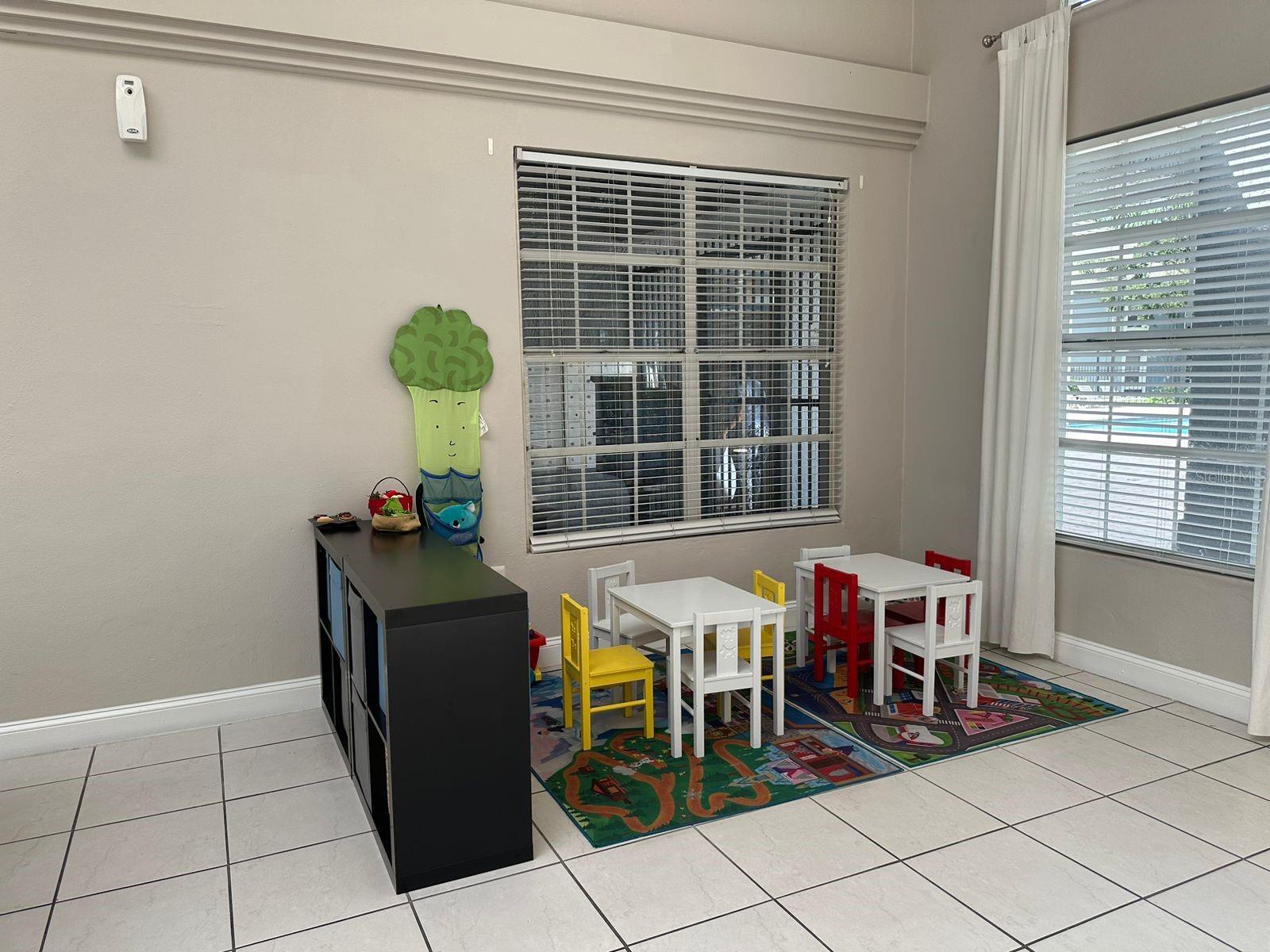 Image 20 of 29 For 3816 Breakwater Way 203