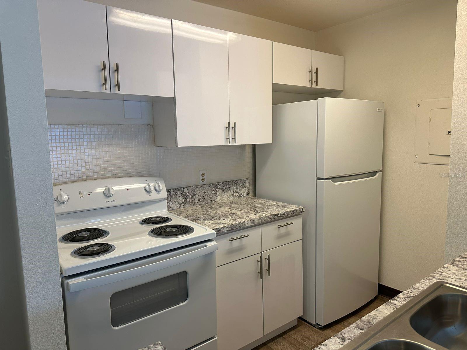 Image 5 of 29 For 3816 Breakwater Way 203