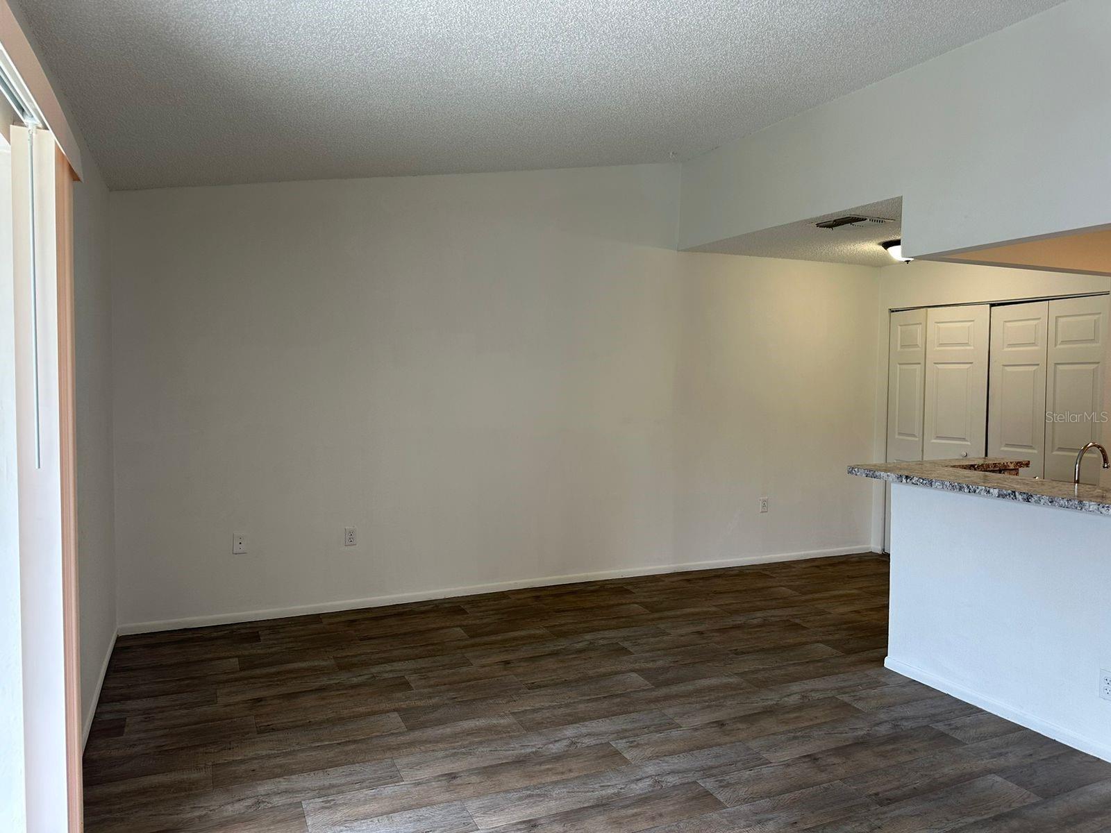 Image 7 of 29 For 3816 Breakwater Way 203