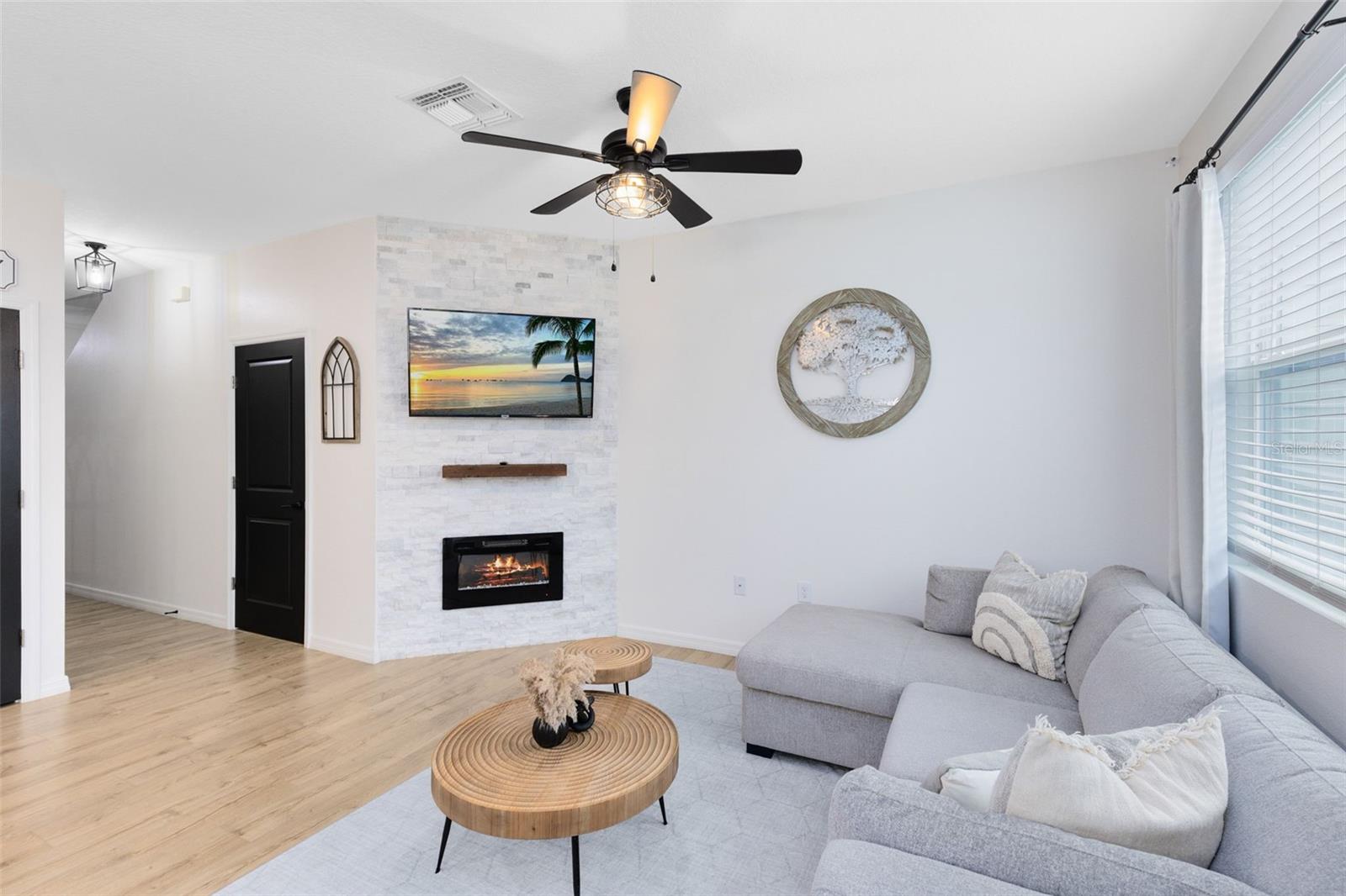 Image 12 of 30 For 528 Madison Drive