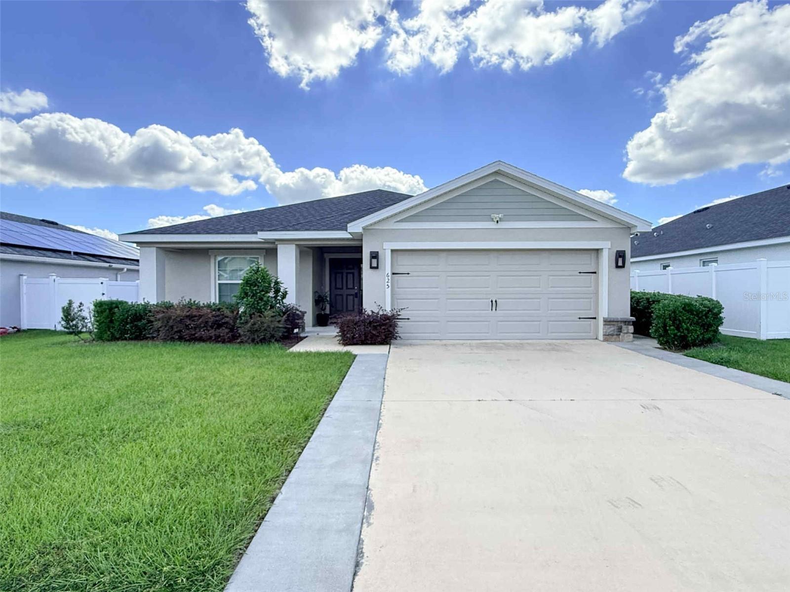 Image 2 of 19 For 625 Fairhope Drive