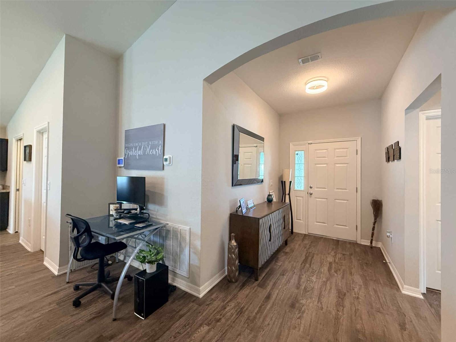 Image 4 of 19 For 625 Fairhope Drive