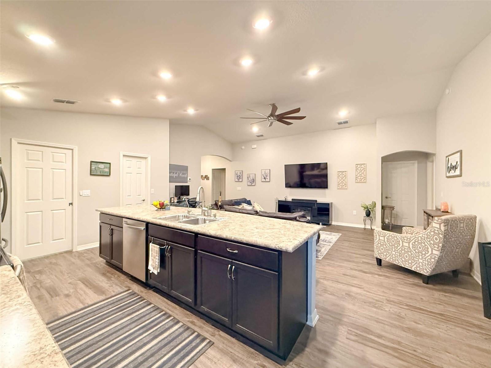 Image 8 of 19 For 625 Fairhope Drive