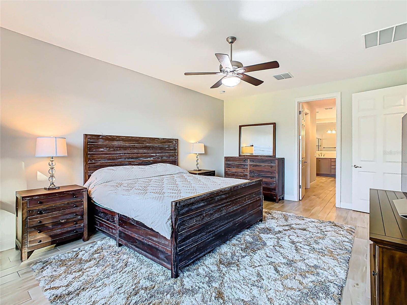 Image 28 of 75 For 502 Treviso Drive