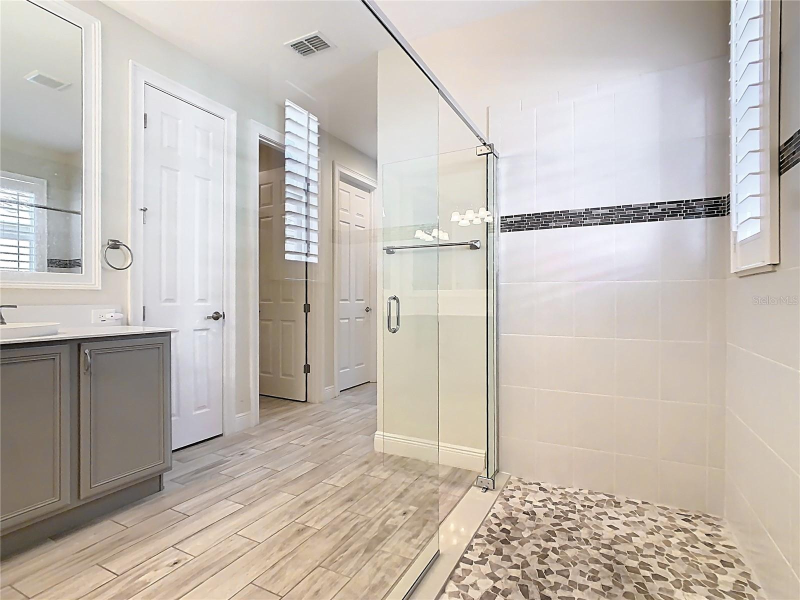 Image 32 of 75 For 502 Treviso Drive