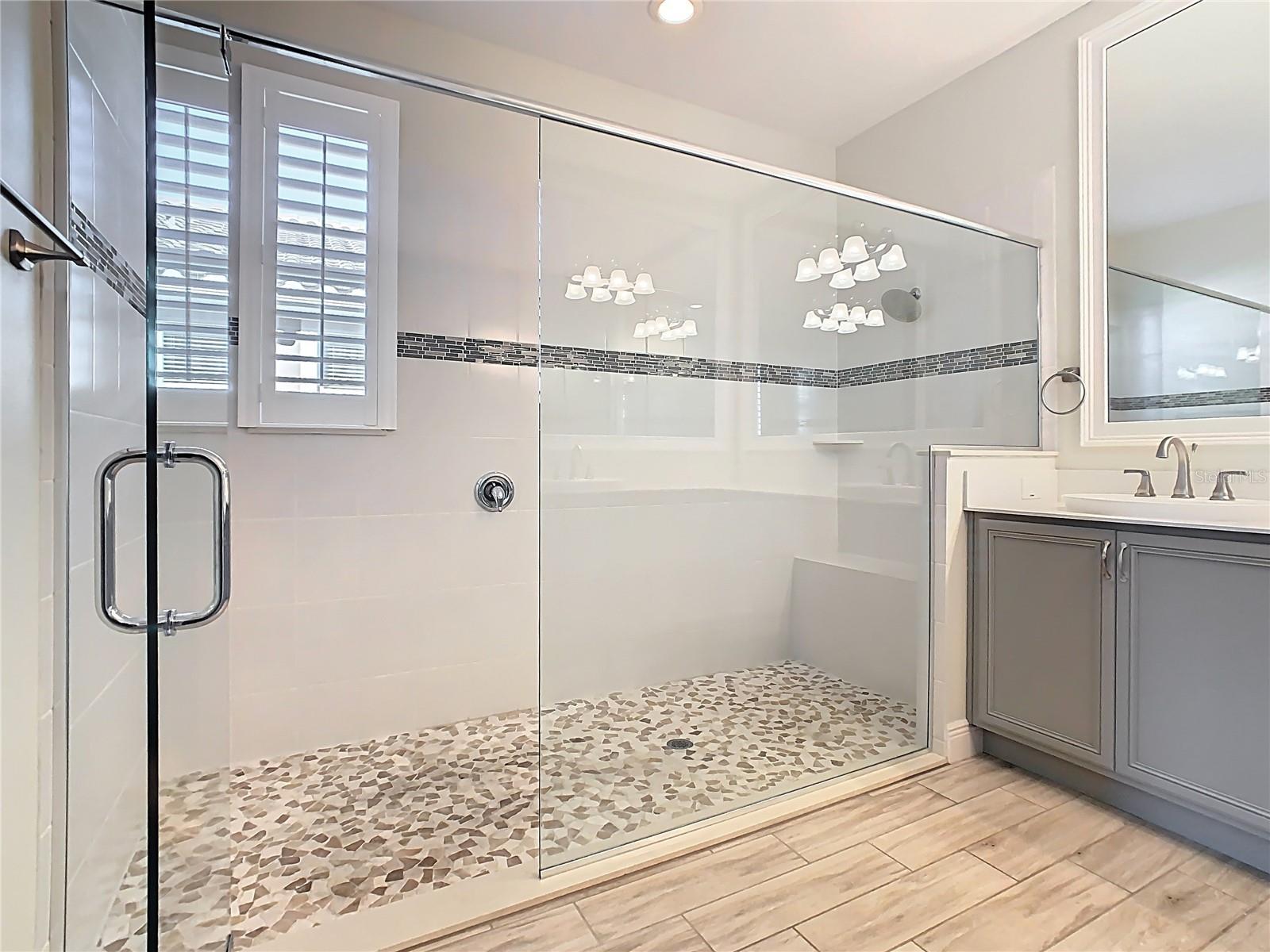 Image 33 of 75 For 502 Treviso Drive