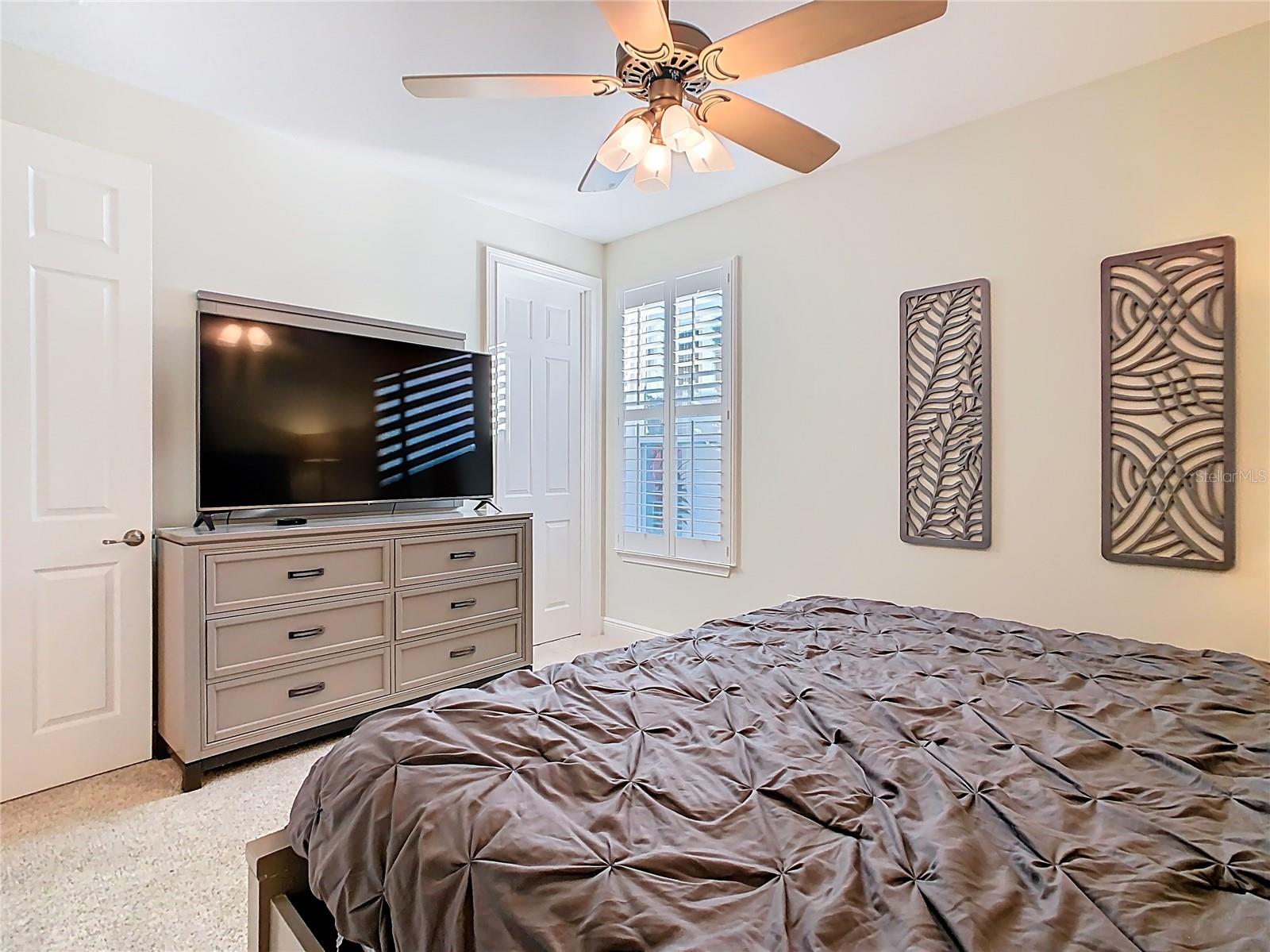 Image 37 of 75 For 502 Treviso Drive