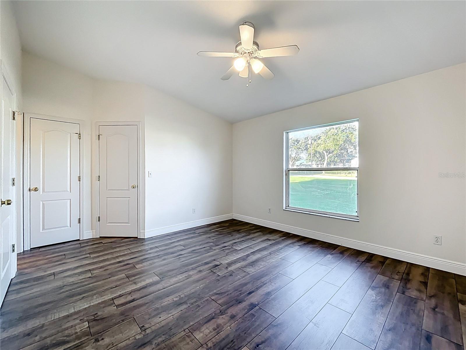 Image 35 of 50 For 654 Harbor Villa Court