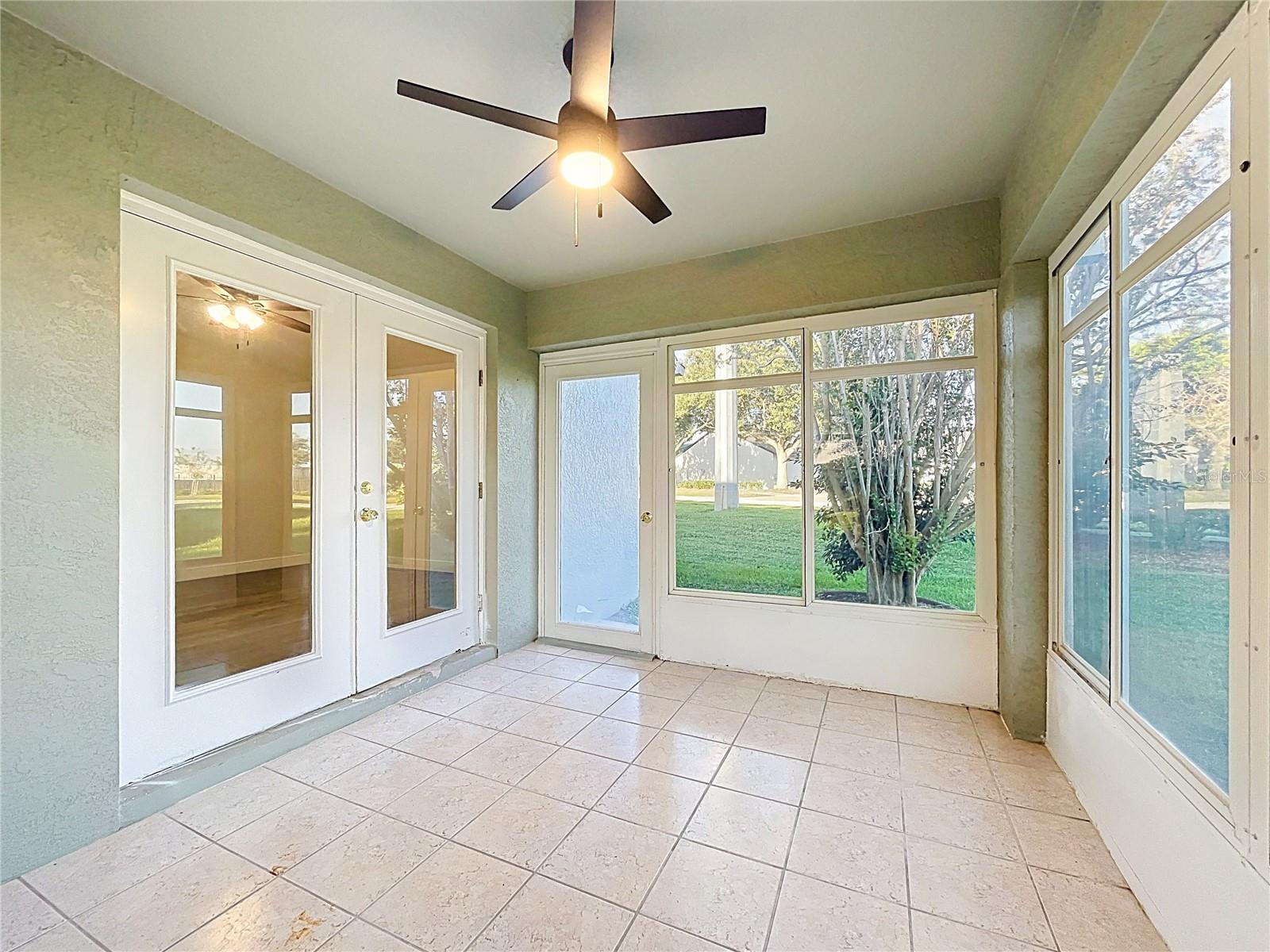 Image 41 of 50 For 654 Harbor Villa Court