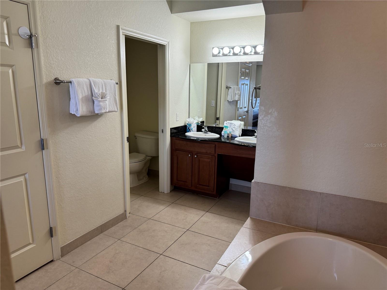 Image 16 of 40 For 8125 Resort Village Drive 5612