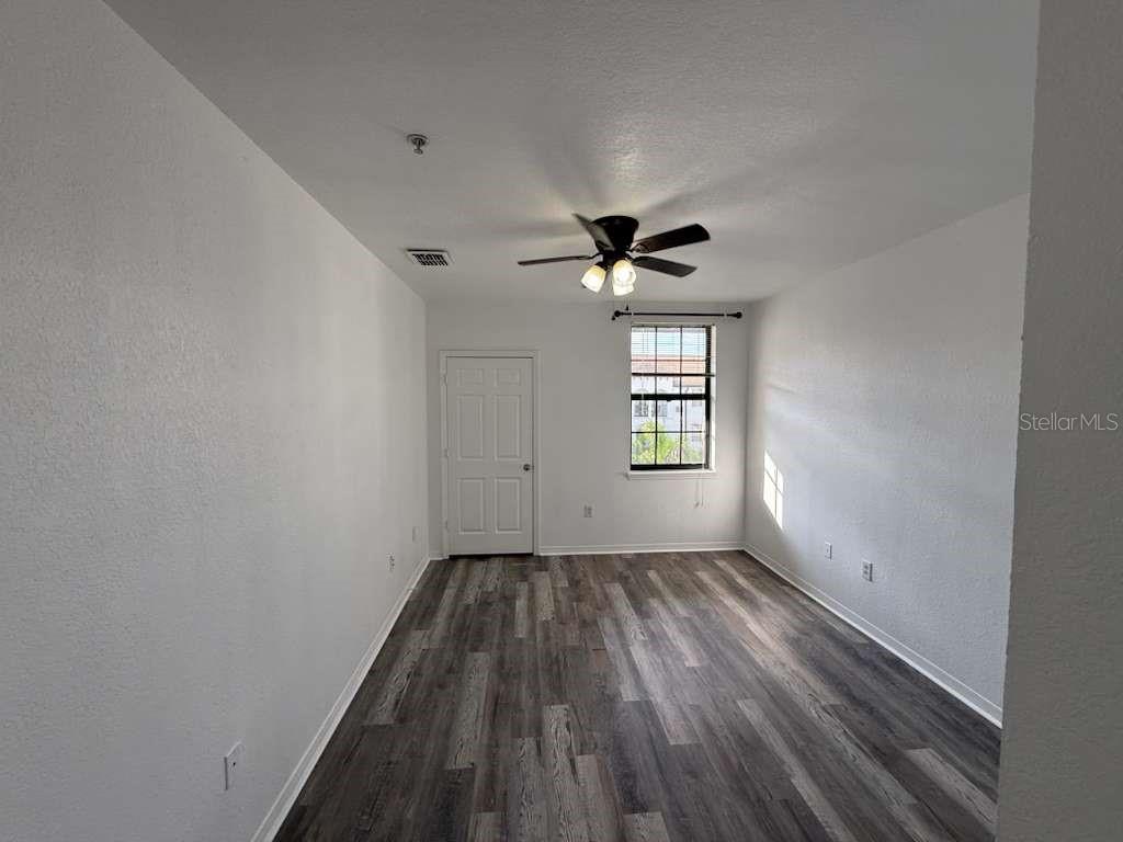 Image 10 of 26 For 5550 Michigan Street 1312